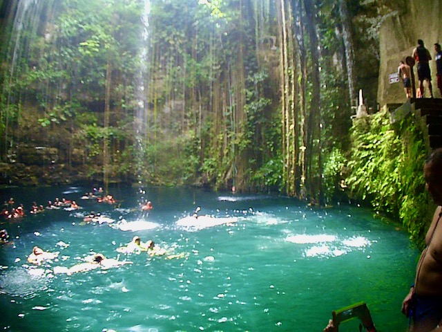 Cenote una visita imprescindible en riviera maya