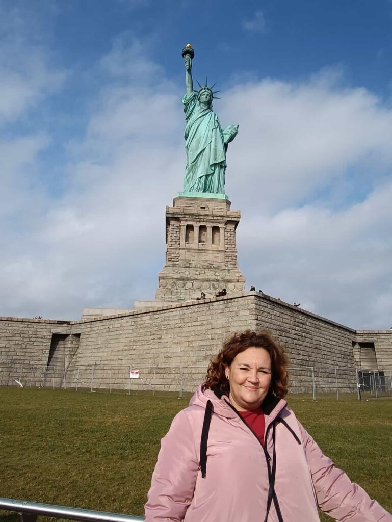 En la estatua de la libertad Nueva York