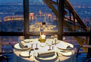 Restaurante Jules Verne París