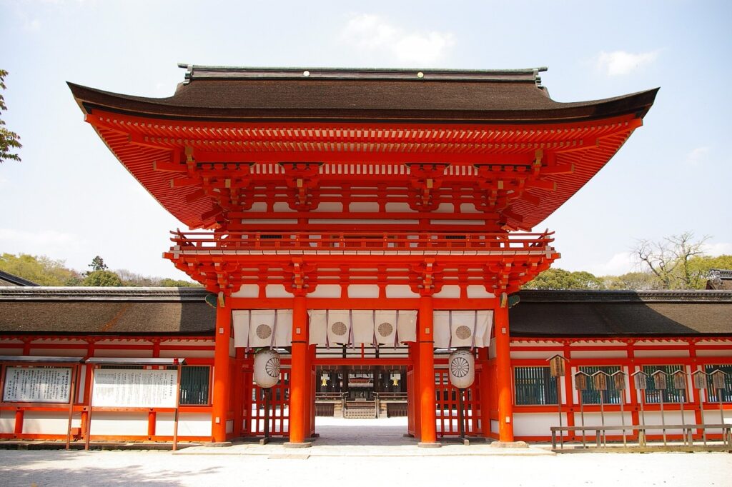 Primer plano de templo en Kioto, Japón