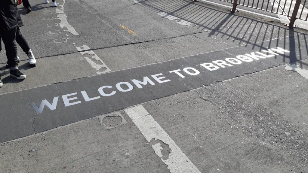entrada al puente de Brooklyn