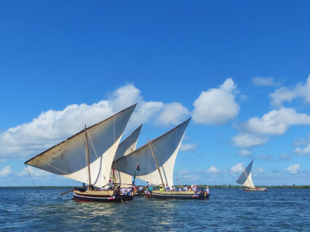 Barcas en la costa de Lamu, Kenia