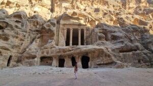 panorámica de la pequeña petra en jordania