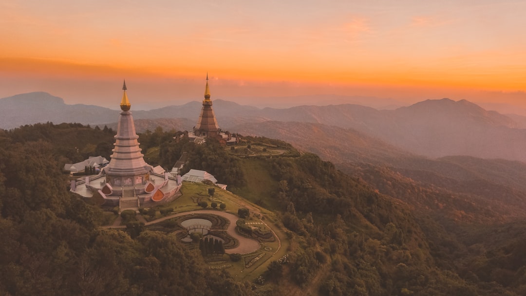 Paisaje de montaña en Chiang Mai durante una ruta por el norte de Tailandia
