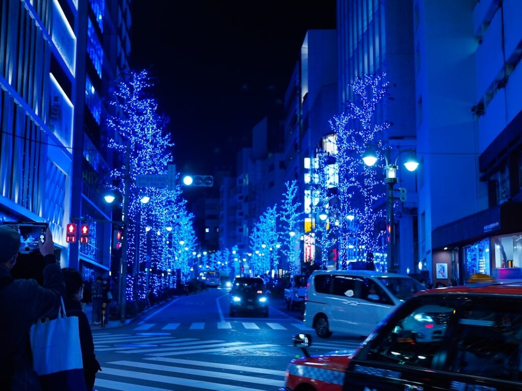 Iluminaciones de invierno en Tokio durante diciembre