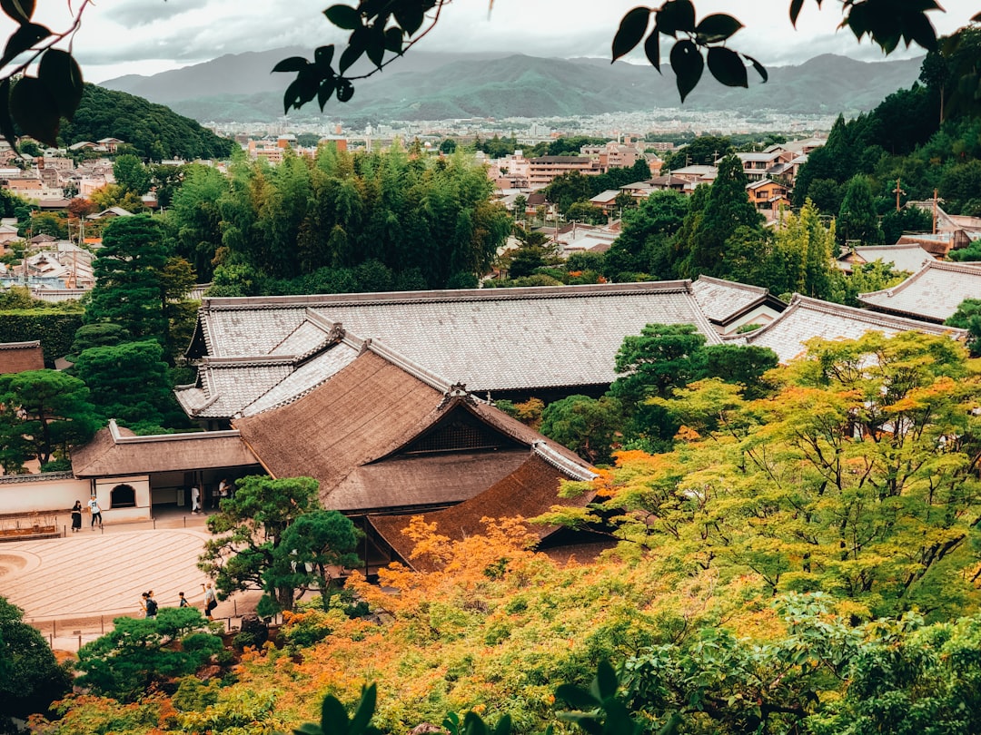 Kioto en otoño en Japón