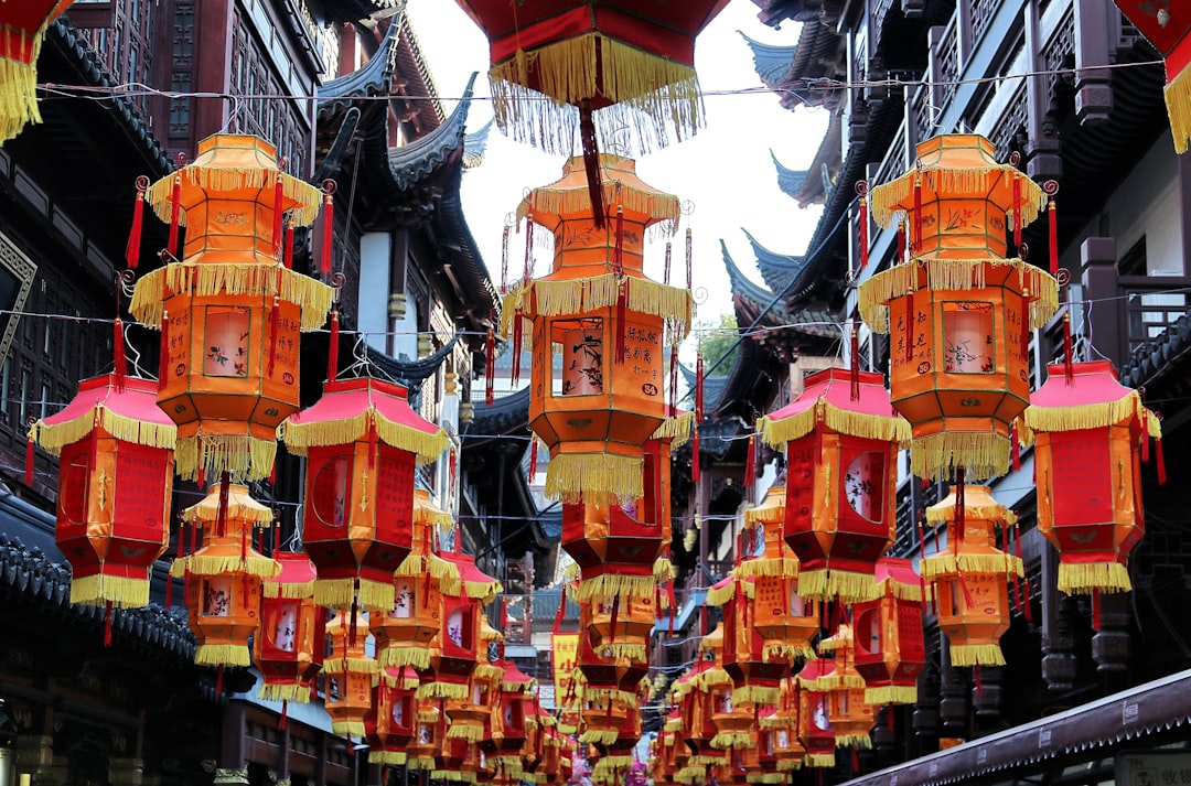 Jardín Yuyuan en la ciudad antigua de Shanghái, China