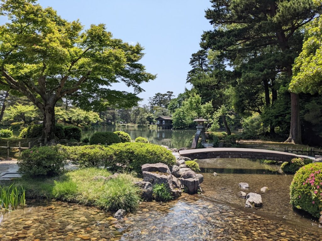 Jardín tradicional japonés en Kanazawa