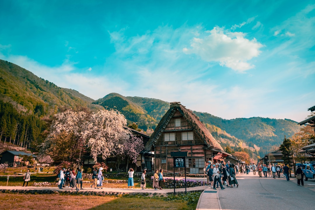Casas tradicionales gassho-zukuri en Shirakawago, Japón